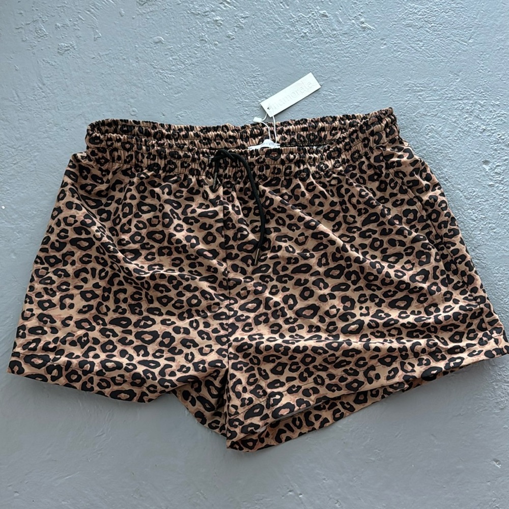 Inamorata solana short board leopard XL swim shorts